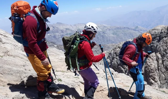 Cilo Reşko Dağı zirve tırmanışı başarı ile tamamlandı