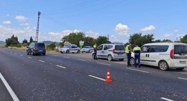 Edirne Keşan'da Jandarma'dan trafik denetimi