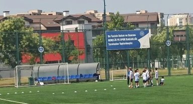 Emek Spor Tesisleri'nde geleceğin yıldızları yetişiyor
