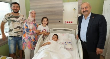 Gebze'de çocuklara moral hediyesi