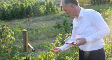 İnegöl'de Ücretsiz Toprak Analizi uygulaması sürüyor