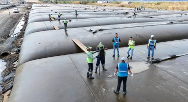 İzmit Körfezi'nde 57 hektarlık alan temizlendi... Körfez dip çamurdan kurtuluyor