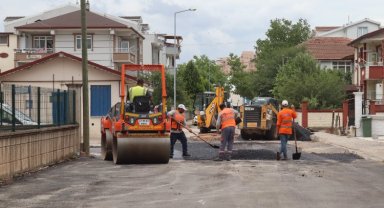 İzmit'te modern yollar için çalışmalar sürüyor