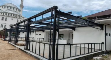 Kartepe Köseköy'de meydan şekilleniyor