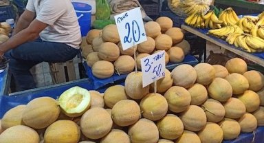 Kavun fiyatları vatandaşın yüzünü güldürüyor