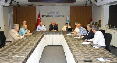 Kayseri'de "Yatırım ve Hizmet" Zirvesi