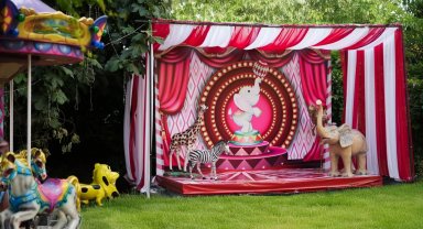 Kızı için lunapark kurdurdu