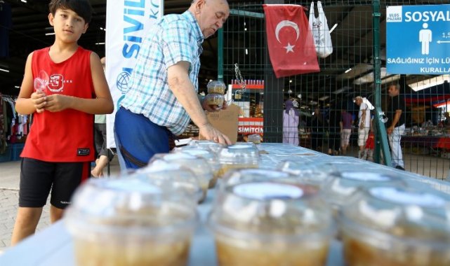 Kocaeli'de aşure dağıtımı başladı