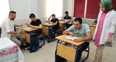 KOMEK'te özel gençler yaz eğitiminde