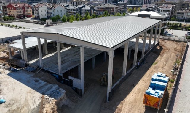 Konya Spor Lisesi'ne kapalı spor salonu ve suni çim saha kazandırılıyor