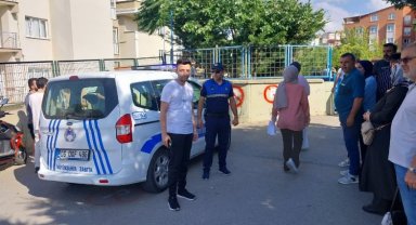 KPSS'ye geç kalanların imdadına Kocaeli Zabıtası yetişti