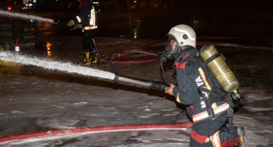 Malatya'daki yangına itfaiye ekiplerinden anında müdahale