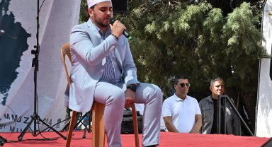 Manisa'da Hafızlar ve Mevlidhanlar Şöleni