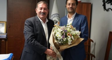 Milas'ta Belediye Başkan Yardımcısı Bülent Sezgin görevine başladı