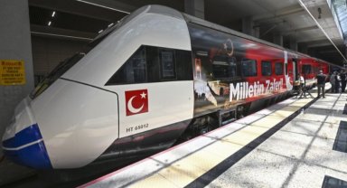 Milli Birlik Treni Ankara'dan yol aldı