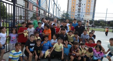 Mobil başkan durak durak gezmeye devam ediyor