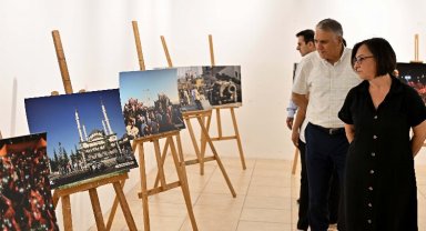 Muratpaşa'da 15 Temmuz fotoğraf sergisi