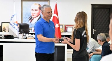 Muratpaşa'da Milli Takım gururu