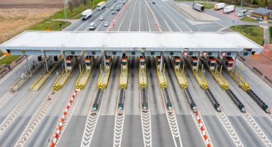 Otoyollardan kaçak geçenlere ayar!