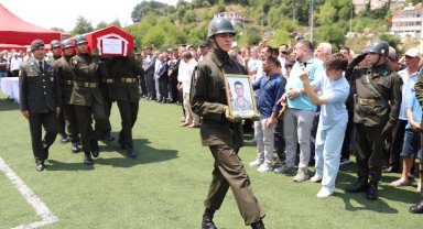 Şehit Er Ahmet Saygın yapılan törenle Yığılca'da toprağa verildi