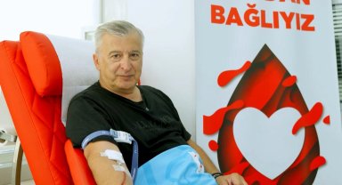 Türk Kızılay'a ünlülerden 'candan' çağrı