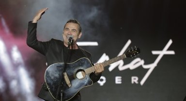 Van Kültür Yolu Festivali'ne Ferhat Göçer ile kapanış