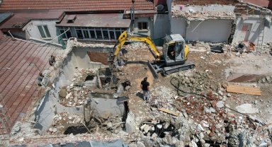 Yıldırım'da riskli binalara geçit yok