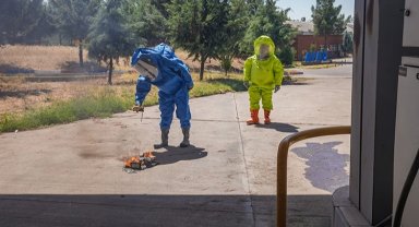 AFAD timi kavurucu sıcakta da eğitimlerle zorlu görevlere hazırlanıyor