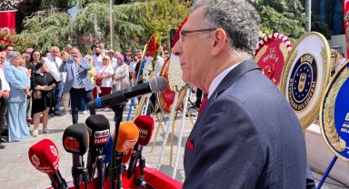 Akdoğan: "Ulusumuz kazandığı zaferin büyüklüğünün bilincindedir"