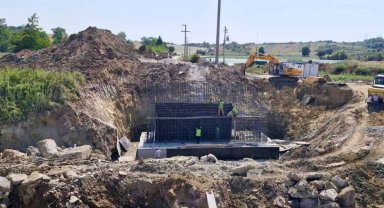 Akmeşe Osman Bey Köprüsünde çalışma başladı