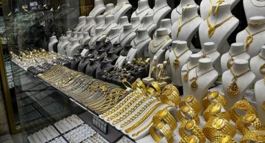 Altında yükseliş sürüyor