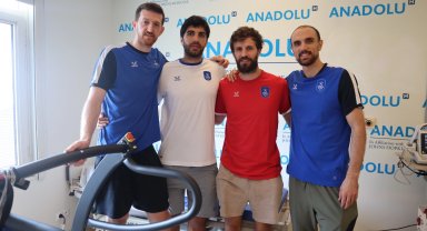  Anadolu Efesli 4 oyuncu check-up'tan geçti