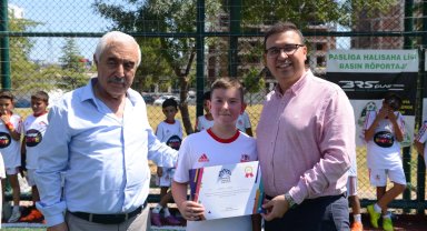 Ataevler Gençlik ve Spor Kulübü'nde sertifika heyecanı