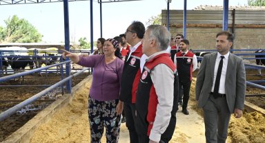 Bakan Yardımcısı Dr. Gümen İzmirli üreticilerle buluştu