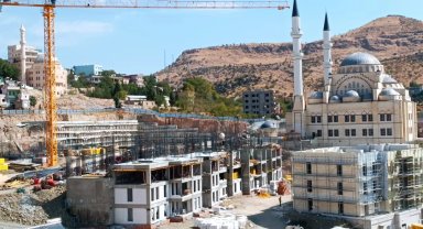 Başkan Demir: " Yeşilli Kentsel Dönüşüm Projesi Türkiye'de örnek projedir"