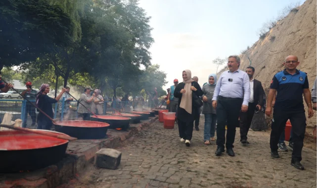 Başkan Palancıoğlu, Salça Günleri etkinliği kapsamında Evliyalar Parkı'nı ziyaret etti