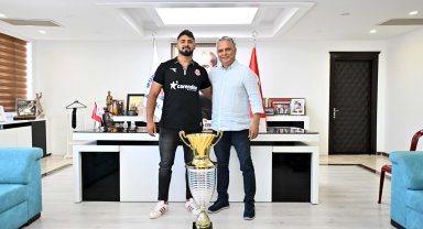 Başpehlivan Enes Doğan'a coşkulu karşılama