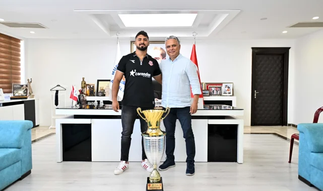Başpehlivan Enes Doğan'a coşkulu karşılama