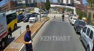 Bayılan yolcuyu hastaneye yetiştirdi