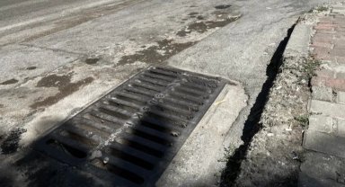 Bursa'da bu caddenin altyapı sorunu vatandaşı bezdirdi