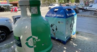 Bursa'da geri dönüşüm kumbaraları takdir topluyor