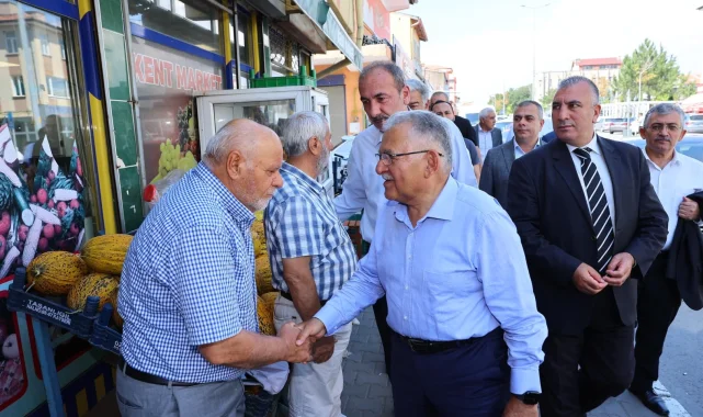 Büyükkılıç, Tomarza'da Dadaloğlu'nun torunları ile buluştu