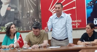 CHP Keşan İlçe Başkanlığı Tüzük Kurultayı öncesi partililerini dinledi
