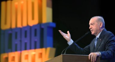 Cumhurbaşkanı Erdoğan: Dip dalga hareketi olarak doğduk, milyonların umudu olduk