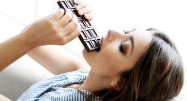 Dikkat! Çikolata regl ağrısını tetikleyebilir