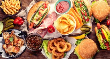 Fast food beslenme alışkanlığı depresyona sürüklüyor