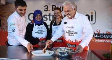 'Gastronomi Tırı' Nilüfer'de... Enginarlı pilav ikram edildi