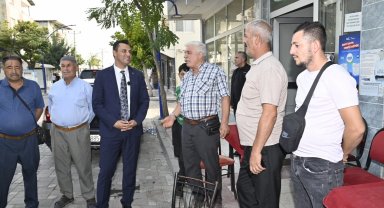 Halk Ekmeğin ilk satışlarını Başkan Zeyrek yaptı