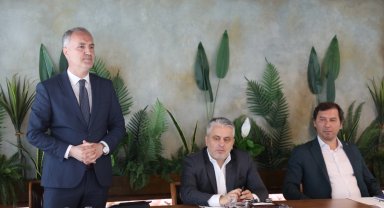 İnegöl Belediyesi'nde yeni dönem hızlı başladı