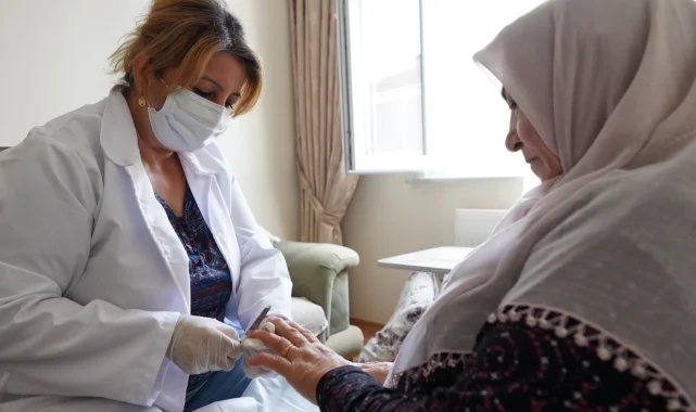 İstanbul Beylikdüzü'nde evde öz bakım hizmeti sürüyor